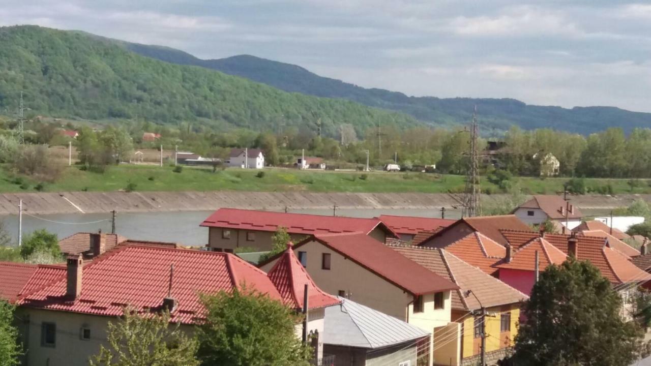 Apartament Cu 2 Camere Călimăneşti Zewnętrze zdjęcie