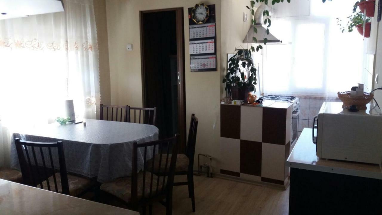 Apartament Cu 2 Camere Călimăneşti Zewnętrze zdjęcie
